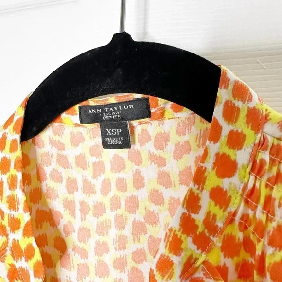 ANN TAYLOR XS Petite Sleeveless Ruffle Front Blouse Orange Yellow - Picture 2 of 6